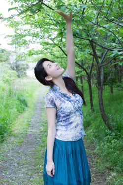 日本丰满护士BBW